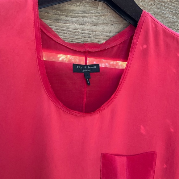 Rag & Bone Red Scoop Neck Sheer Back Pocket Tee Shirt Size Small - Picture 8 of 8